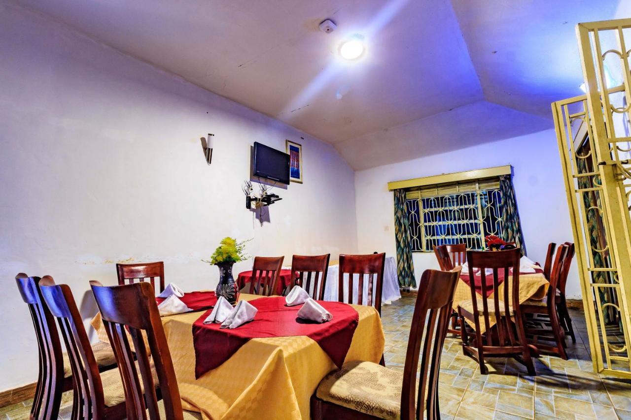 Frontiers Hotel