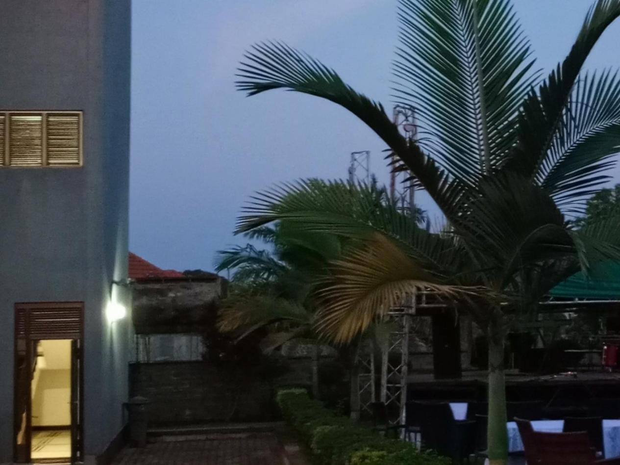 Frontiers Hotel